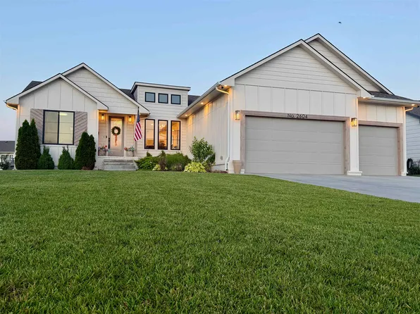 2604 Pebble Ct, Andover, KS 67002
