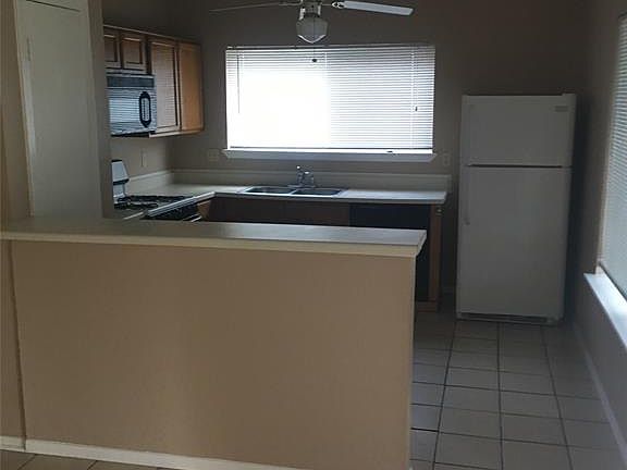 5th image of 1122 Woodbridge Ave