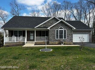 242 Bobwhite Rd, Brandenburg, KY 40108