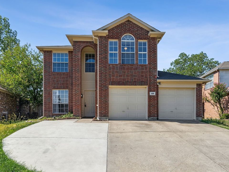1st image of 809 Bard Dr