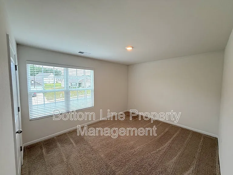 169 Wellshire Dr — Photo 13