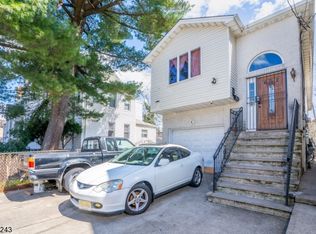 62 Hobson St, Newark, NJ 07112