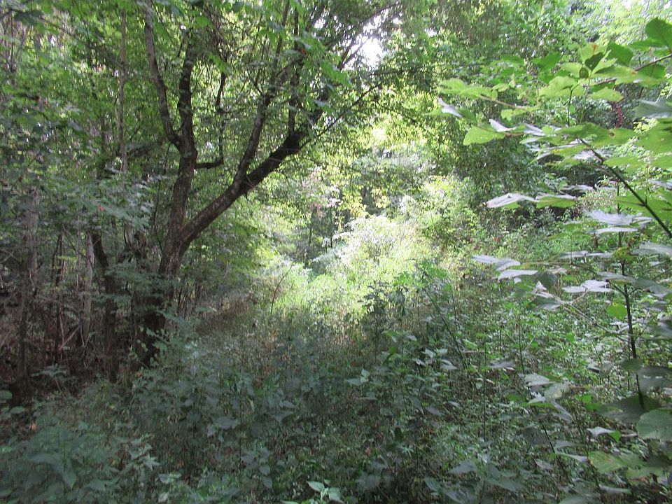 2nd image of 4702 Poor Ridge Pike