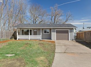 540 Dempsey Ct, Harrisburg, OR 97446