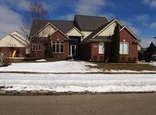 7087 Sparling Dr, Shelby Township, MI