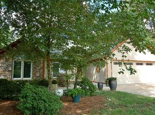 1400 Whites Mill Rd, High Point, NC 27265