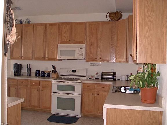 5th image of 3661 Cainhoy Ln