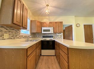 1 Overland St APT 3, Fitchburg, MA 01420