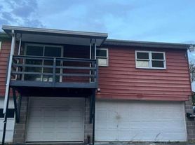 1210 Main St, Slatington, PA