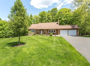 112 Lynmar Ln, Syracuse, NY 13215