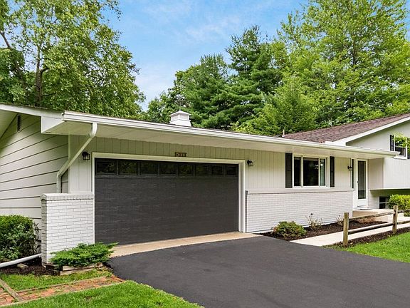 5th image of 399 Pleasantview Dr