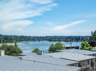 2532 Waterside Ln, Bremerton, WA