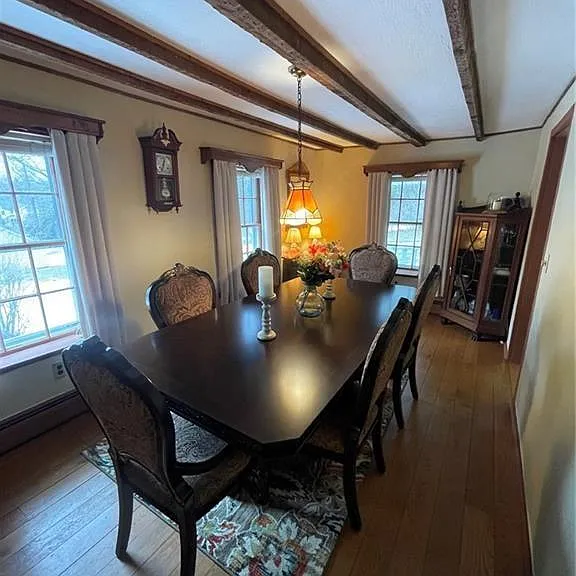 21 Wells Hill Rd — Photo 5