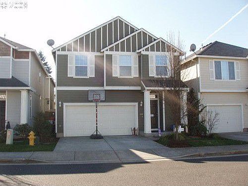 1st image of 4198 SE Russell St