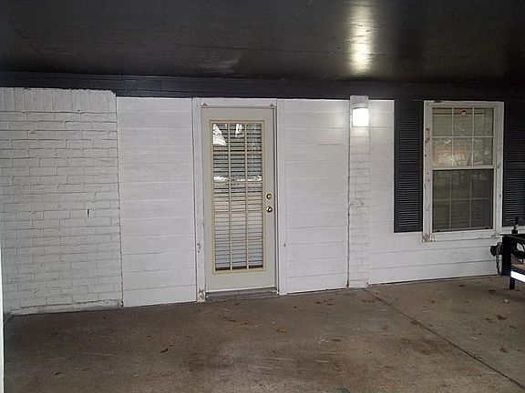 5th image of 9821 Casa Loma Dr