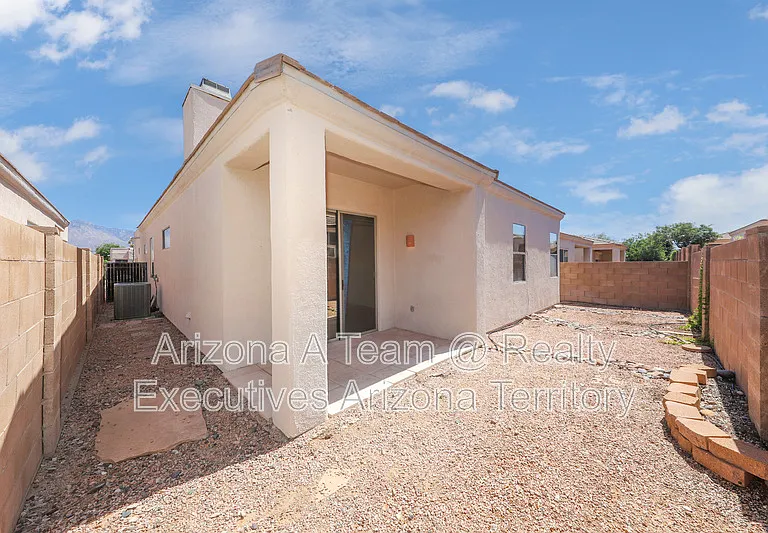7356 E Placita Sacra — Photo 17