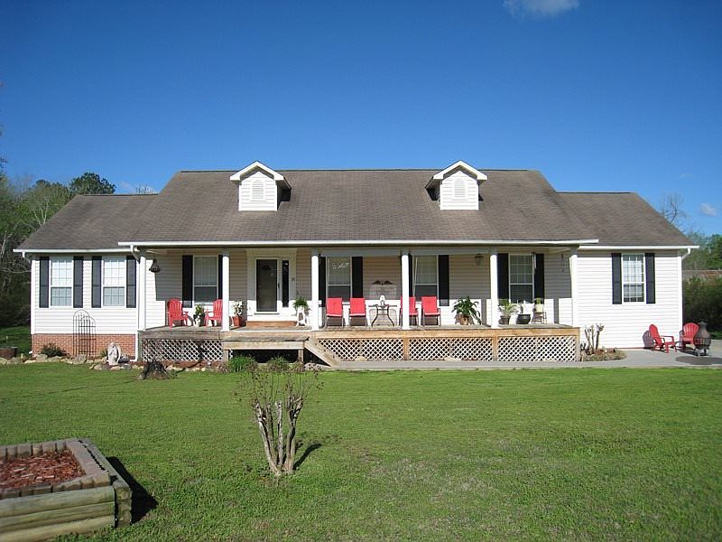 1st image of 171 Coffey Dr NE