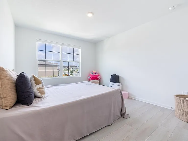 8688 Sportsman Loop — Photo 28