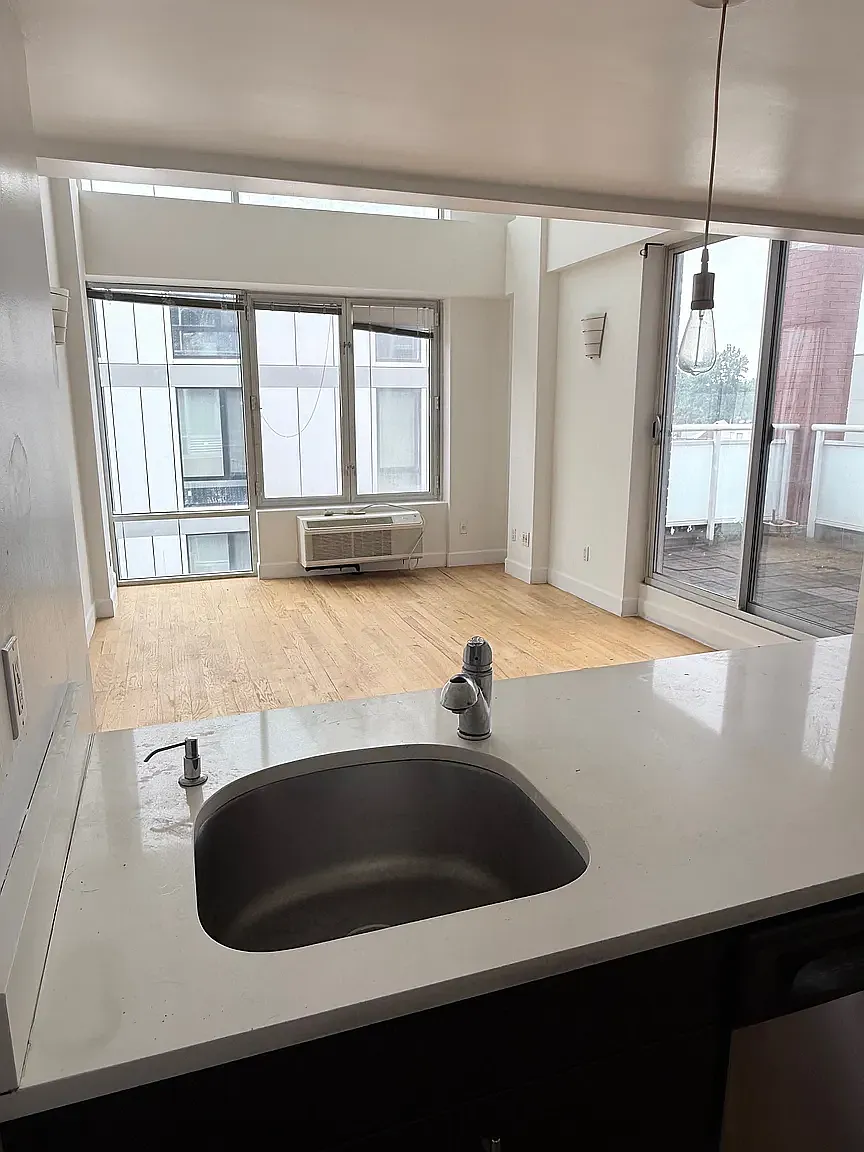 82-85 116th Street — Photo 3