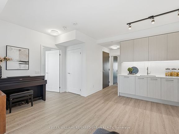 3rd image of 286 Main St #1702