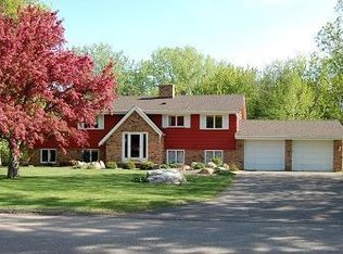 18325 26th Ave N, Plymouth, MN 55447