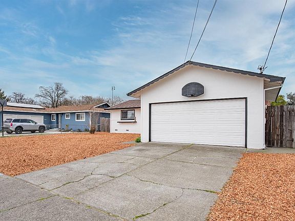 5th image of 429 Alta Avenue