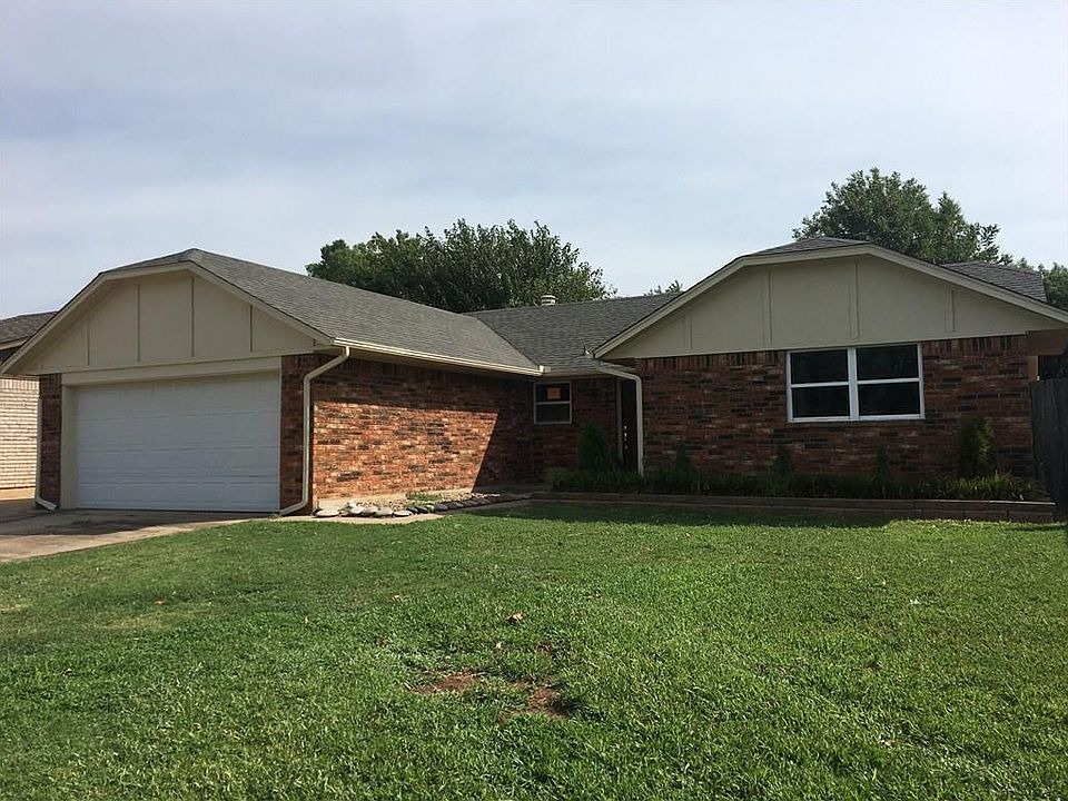 1st image of 907 Garden Grv