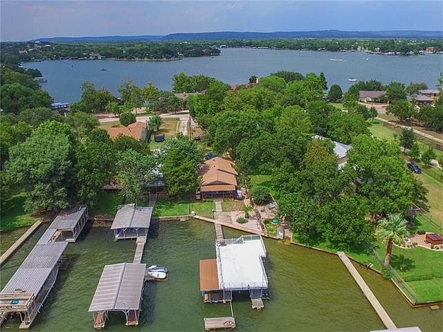 1st image of 314 Beach Dr