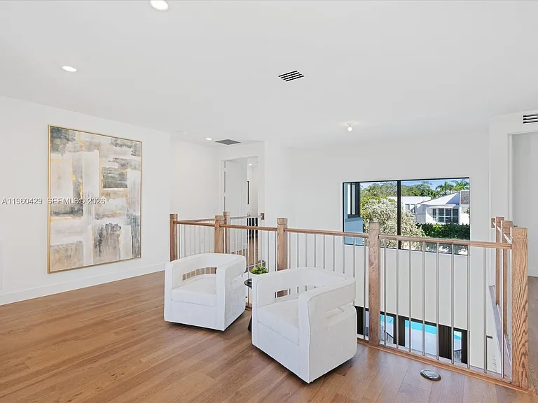19701 NE 16th Pl — Photo 86