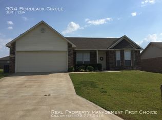 304 Bordeaux Cir, Fort Smith, AR 72908