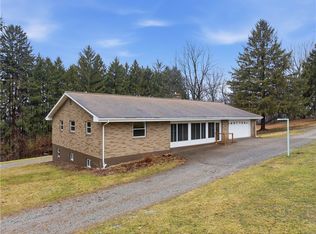 353 Thompson Hill Rd, Aliquippa, PA 15001