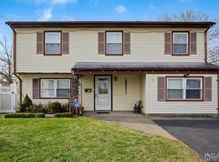 24 Partch Pl, Edison, NJ 08817