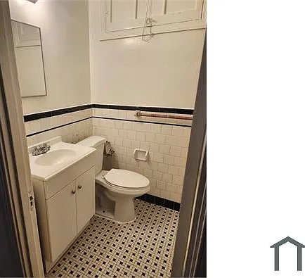 2 bed, 940 sqft, $2,016 — Photo 4