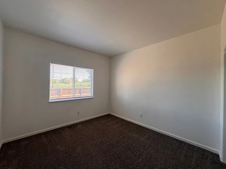 1258 Eider Cir — Photo 22