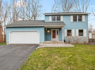 8068 Ginger Rd, Liverpool, NY 13090