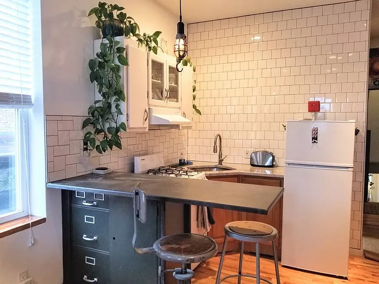 2576 Frankford Ave #2R — Photo 15