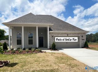 8820 Old Middlestown Rd SE, Gurley, AL 35748