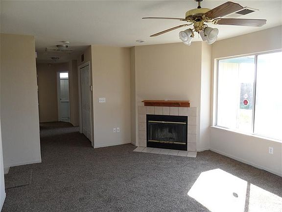 3rd image of 1157 Hawthorn St