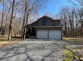 44 White Oak Dr, Jim Thorpe, PA 18229