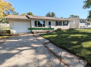 1707 Edenton Dr, Fort Wayne, IN 46804