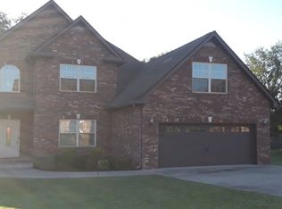 999 Promenade Dr, Adams, TN 37010