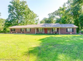 3001 Coral Cir, Alma, AR 72921