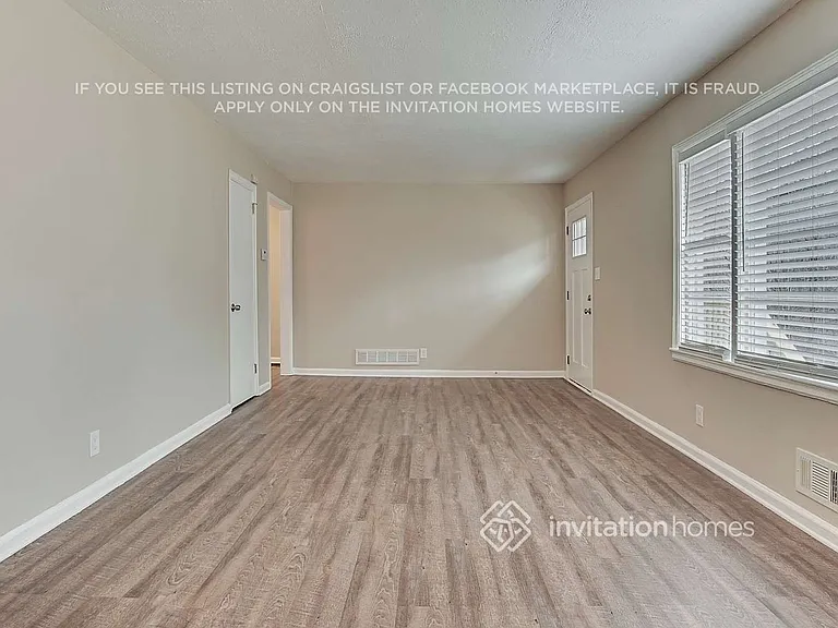 2500 Brentwood Rd — Photo 8