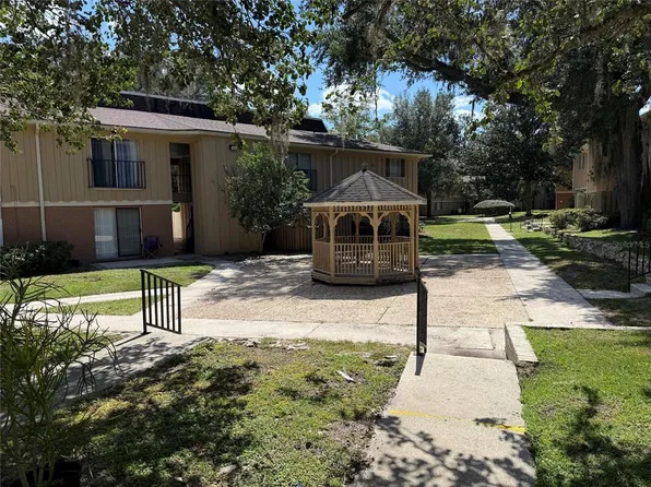507 NW 39TH ROAD #102, GAINESVILLE, FL 32607