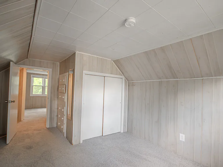 910 Roger St — Photo 16