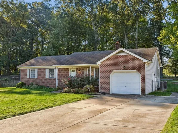 218 Terrebonne Rd, Yorktown, VA 23692