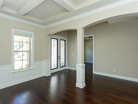 005_Dining Room