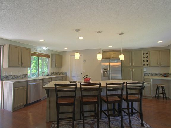 5th image of 11423 16th Avenue Ct NW