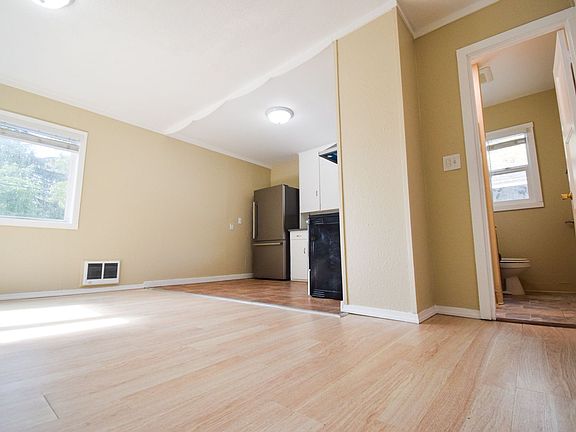 3rd image of 6200 SE 103rd Ave #1