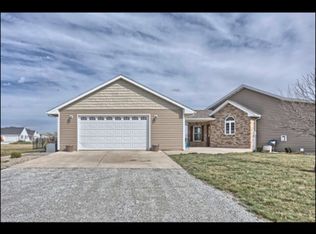 2896 N 1500 East Rd, Mahomet, IL 61853